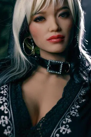 6YE DOLL 161 CM (#30)