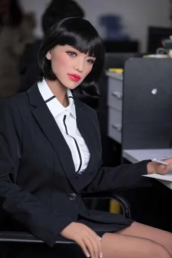 6YE POUPE LINCY 165 CM (#30) - Image 6