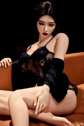AI love doll Yuri II 164cm - Image 2