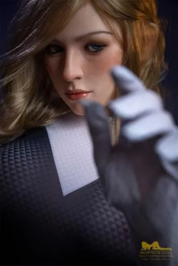 Flora II 167cm silicone doll - Image 6