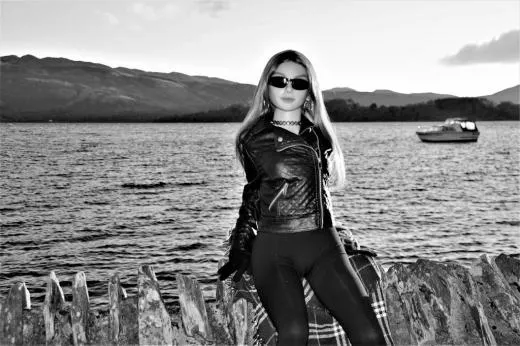 Hellen Lake 155cm Muneca Amor - Image 14