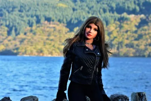 Hellen Lake 155cm Muneca Amor - Image 17