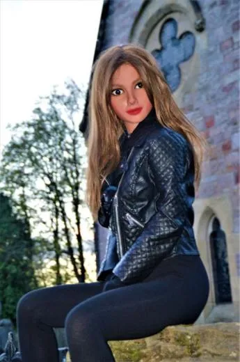 Hellen Park 155cm krleksdocka - Image 10