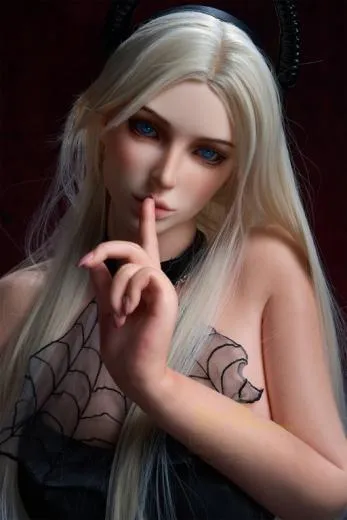 Kelly 164cm Silikonpuppe