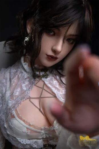 Love Doll Isabella - Image 3