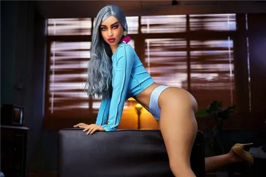 Love Doll Lola II 164cm - Image 12