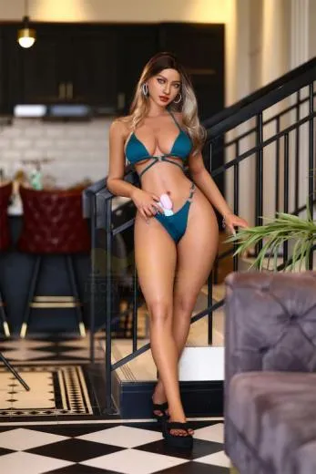 Rita 164cm Silikonpuppe