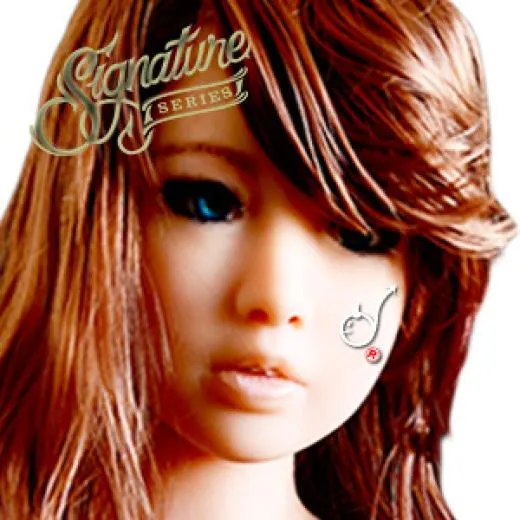 Sex Doll Suriwaai II Handtekening - Image 3