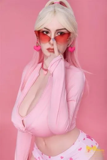 Shemale 162cm silicone doll - Image 3
