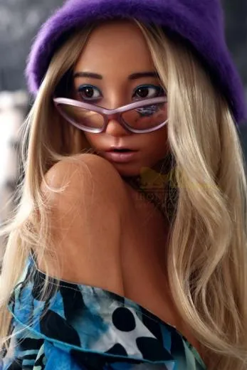 Suki 167cm poupe en silicone - Image 13