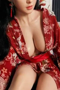 Rebecca 165cm krleksdocka