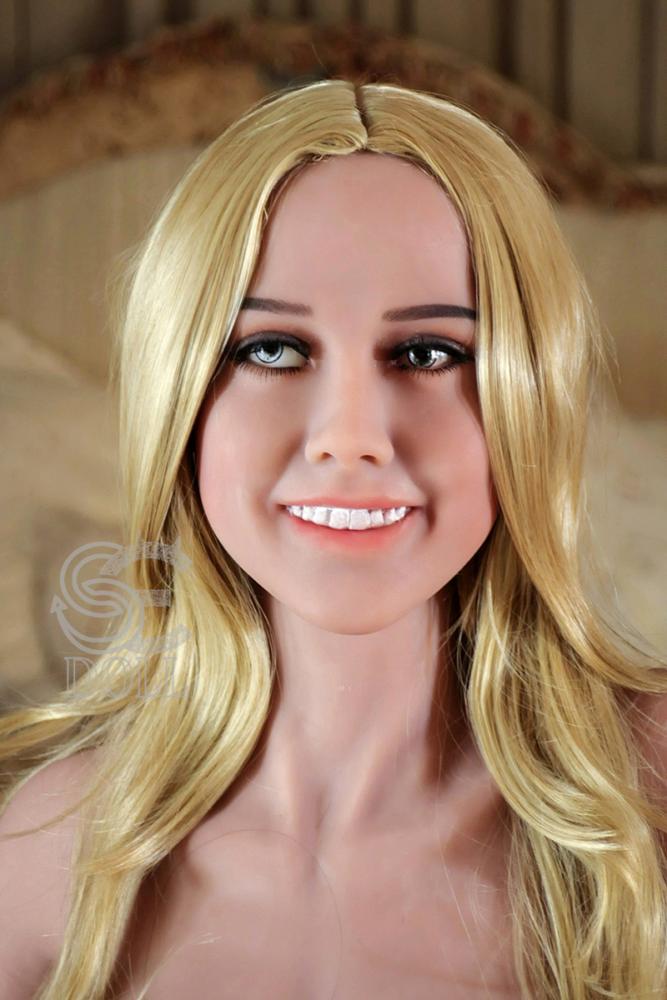 Muñeca sexual realista SEDOLL y RealDoll SiliconeDolls24