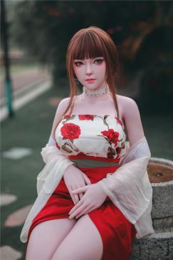 Peaches 163cm