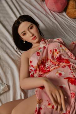 Evelyn 165cm Liebespuppe