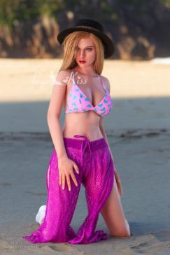 Love Doll Tahnee
