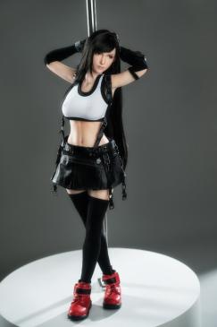 Tifa 100cm Liefdespop