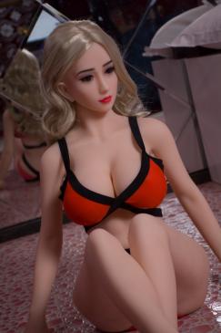 AF-DOLL NADJA 148CM