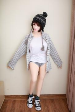 EBL-DOLL RIVA 138CM