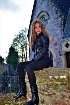 Hellen Park 155cm Muneca Amor - Image 2