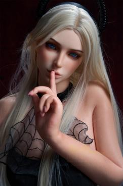 Kelly 164cm poupe en silicone