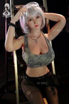 XT-Doll Lola 160cm - Image 9